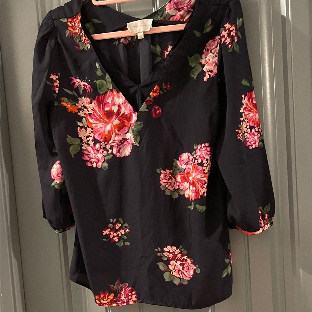 Skies Are Blue Black Floral Blouse